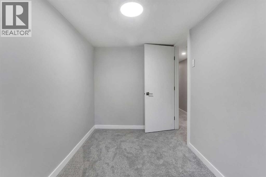 4724 Bowness Road Nw, Calgary, Alberta  T3B 0B4 - Photo 33 - A2260368