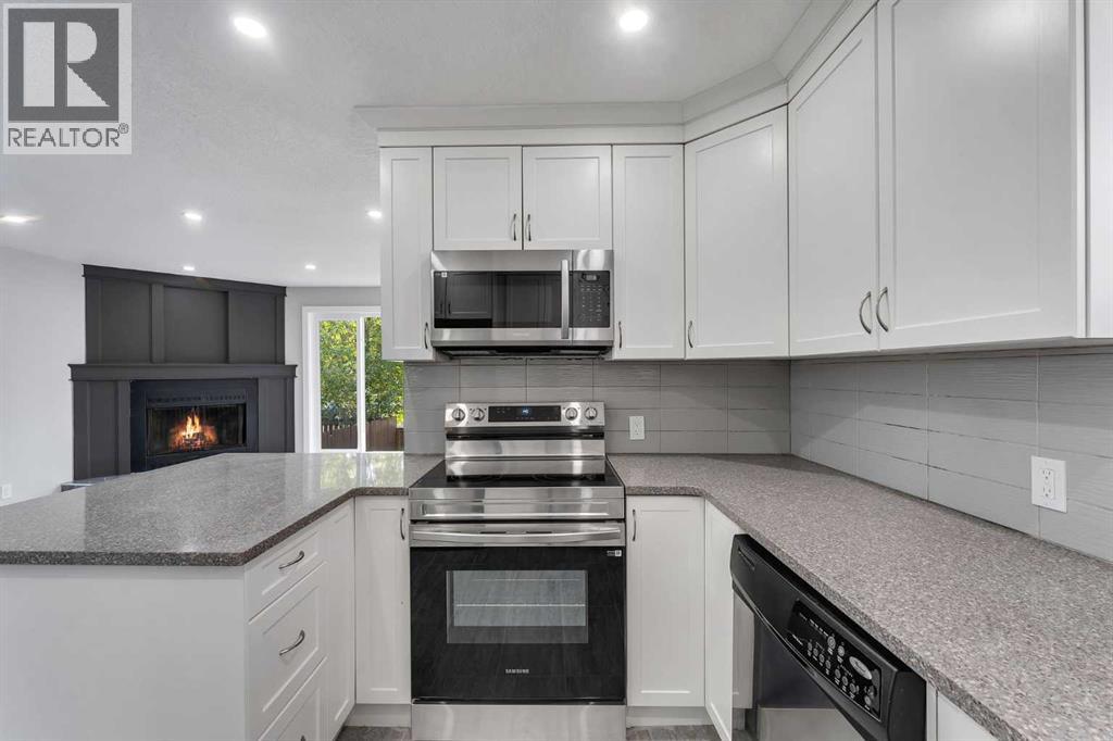 4724 Bowness Road Nw, Calgary, Alberta  T3B 0B4 - Photo 10 - A2260368