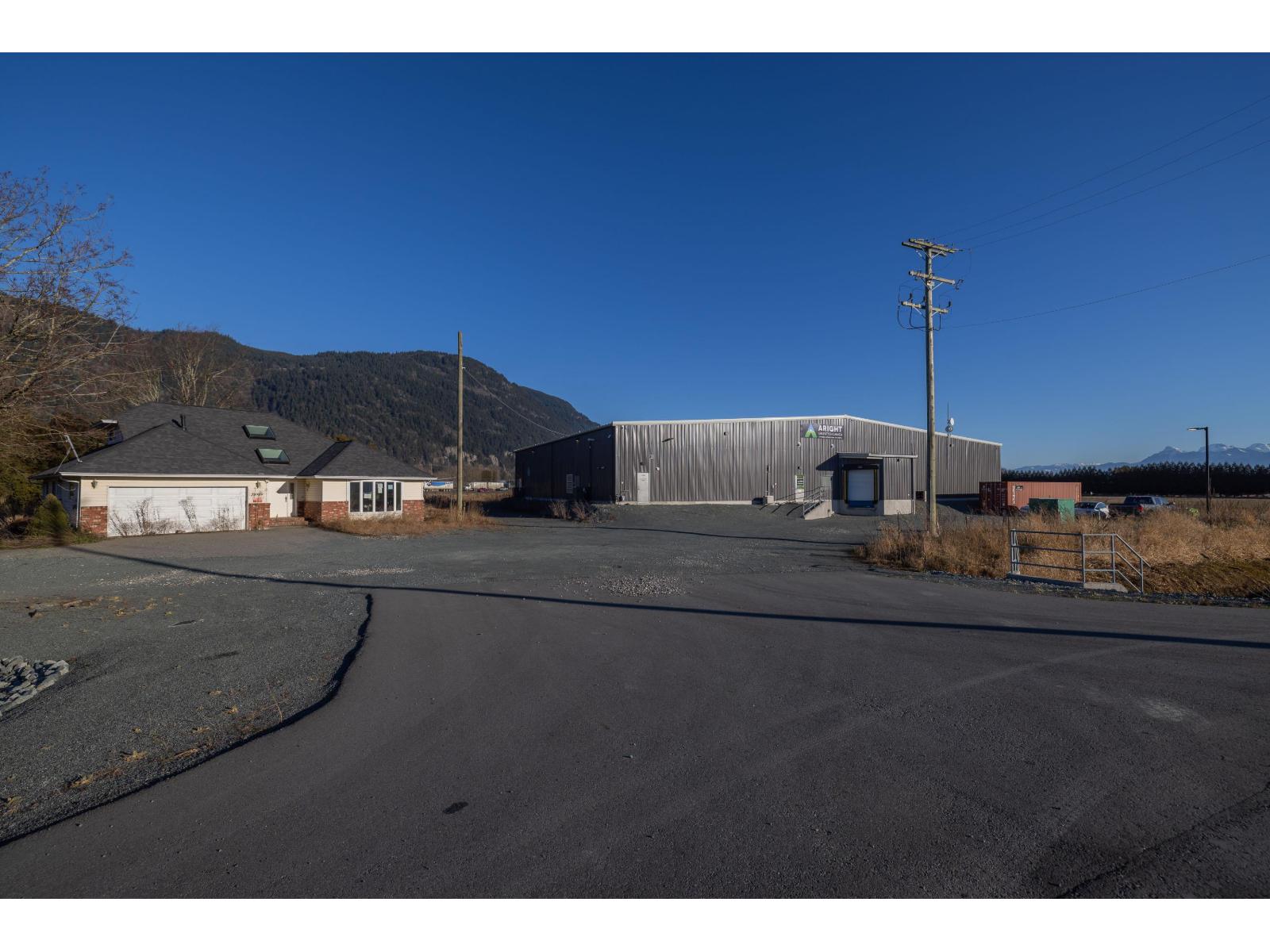 38989 No.4 Road, Abbotsford, British Columbia  V3G 2G2 - Photo 3 - C8072582