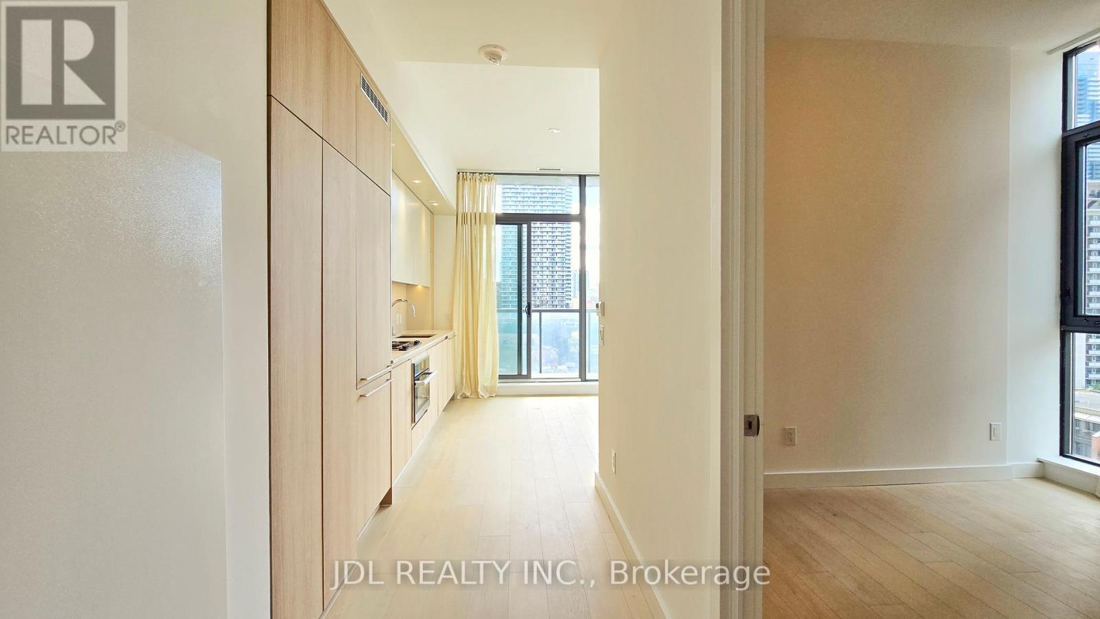 803 - 81 Wellesley Street E, Toronto, Ontario  M4Y 0C5 - Photo 8 - C12438109