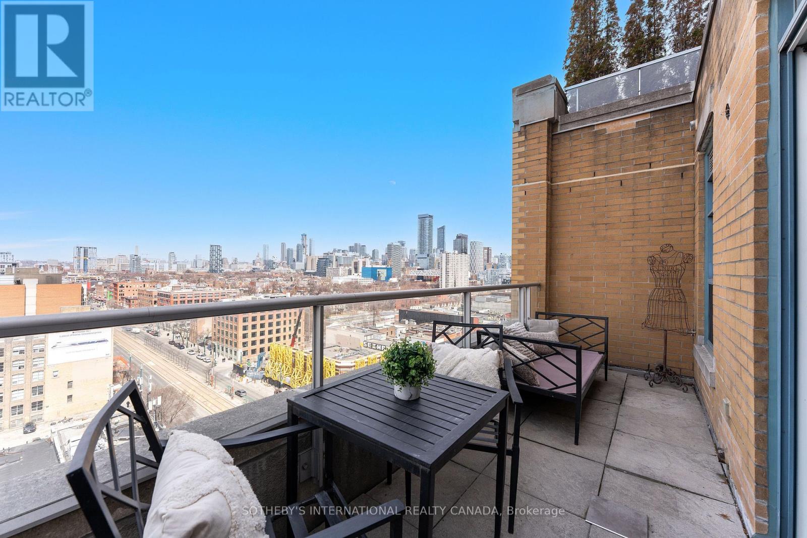 1406 - 438 Richmond Street W, Toronto, Ontario  M5V 3S6 - Photo 18 - C12438124