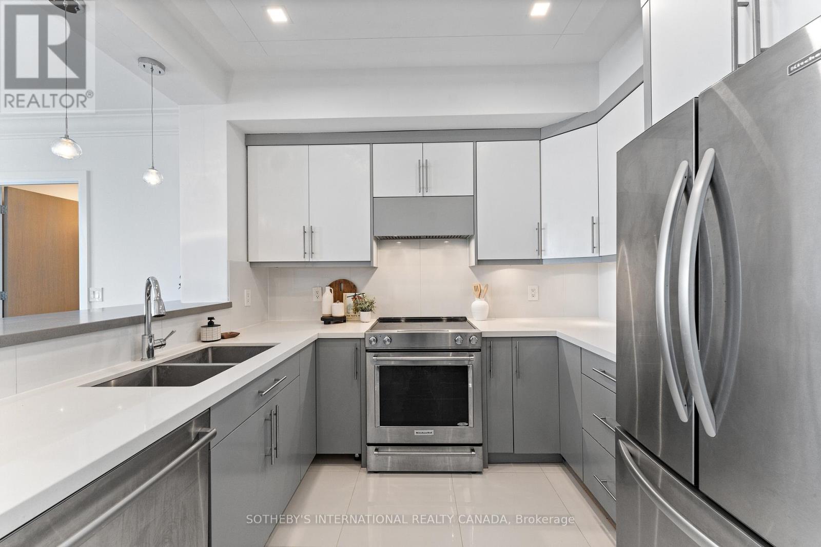 1406 - 438 Richmond Street W, Toronto, Ontario  M5V 3S6 - Photo 9 - C12438124