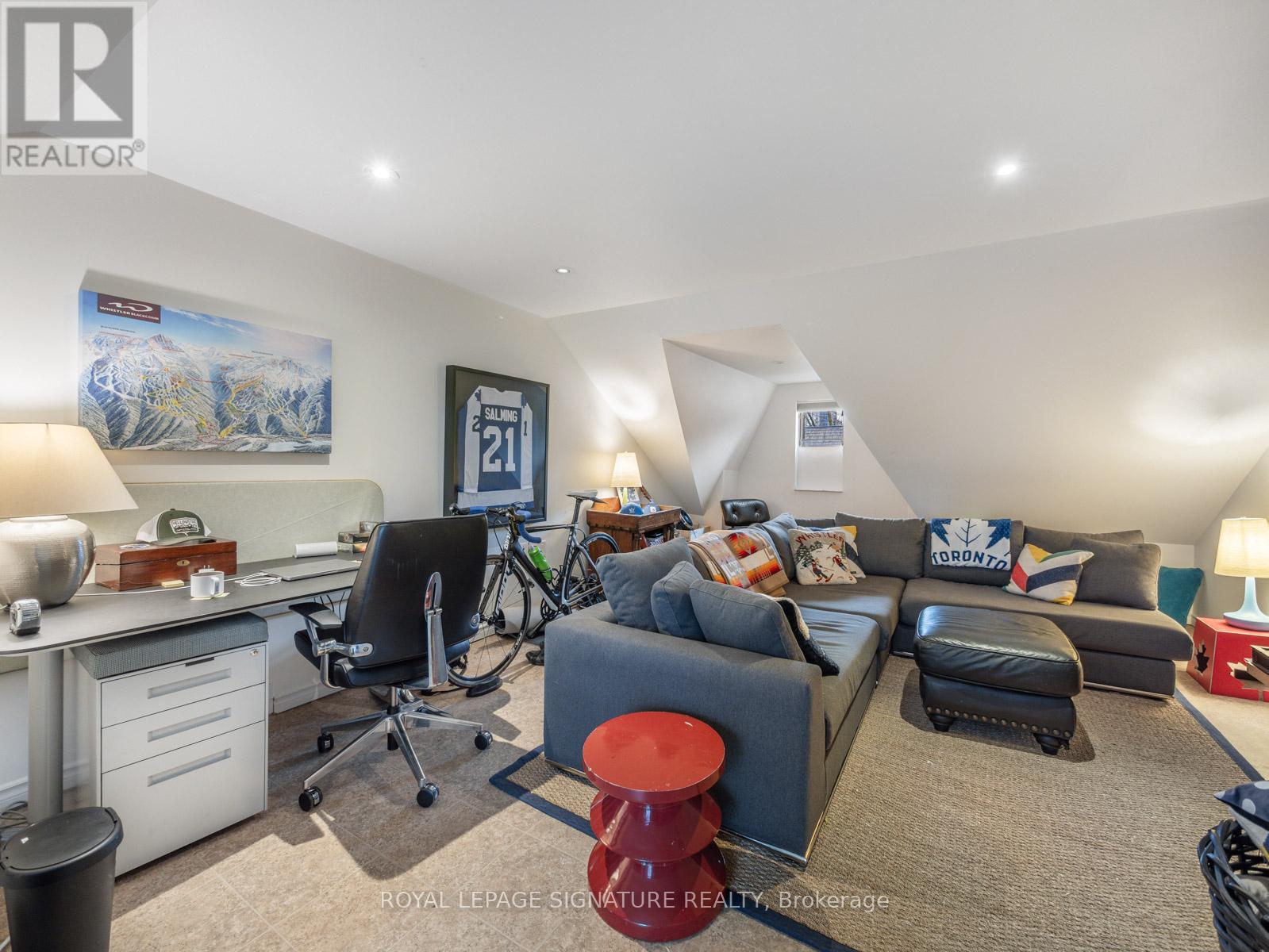 14 Tranby Avenue, Toronto, Ontario  M5R 1N5 - Photo 25 - C12438133