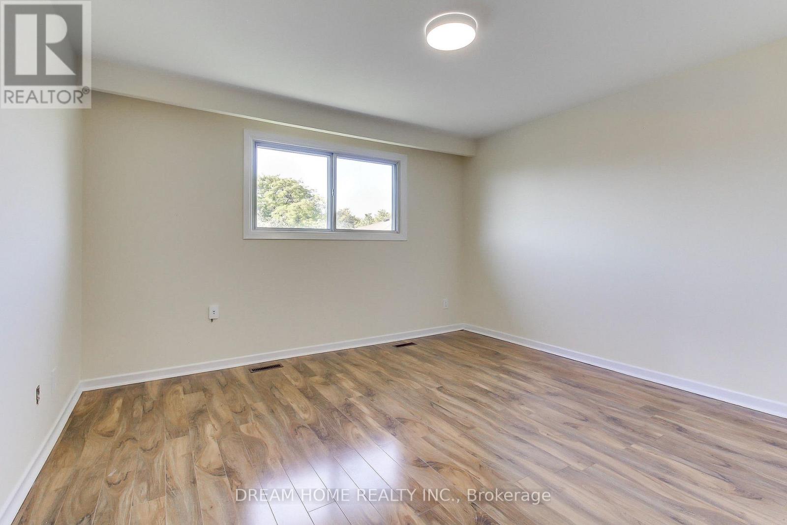 108 Mintwood Drive, Toronto, Ontario  M2M 3A8 - Photo 18 - C12438147