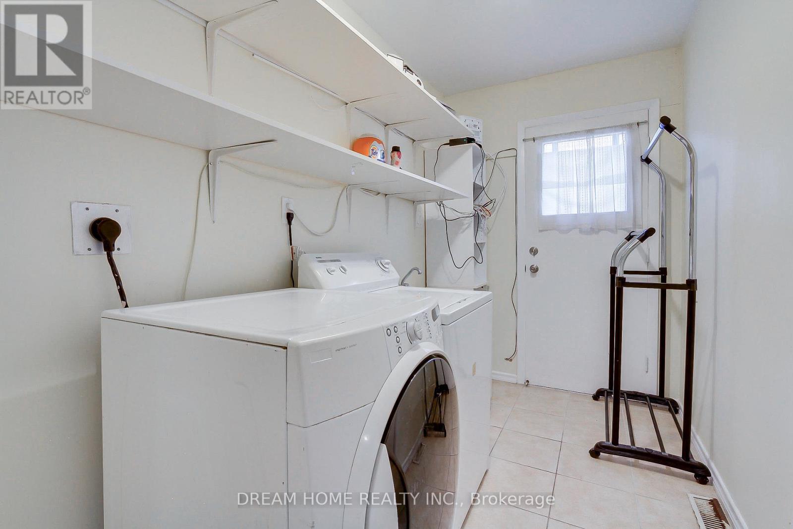 108 Mintwood Drive, Toronto, Ontario  M2M 3A8 - Photo 31 - C12438147