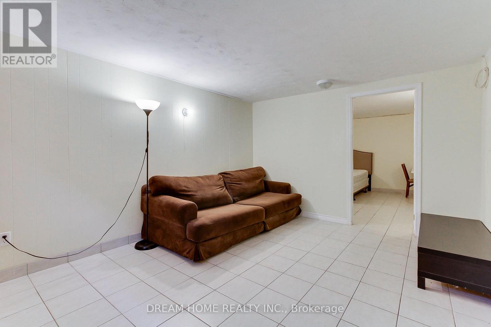 108 Mintwood Drive, Toronto, Ontario  M2M 3A8 - Photo 36 - C12438147