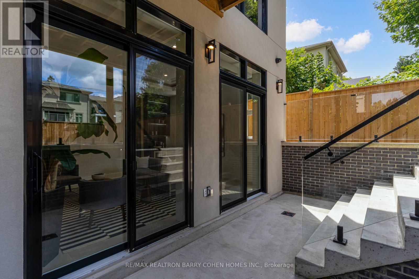 594 Broadway Avenue, Toronto, Ontario  M4G 2S5 - Photo 41 - C12438155
