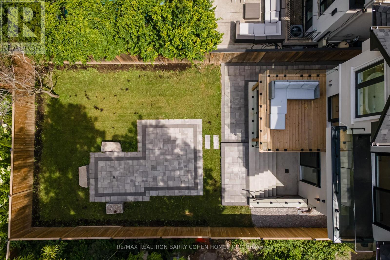594 Broadway Avenue, Toronto, Ontario  M4G 2S5 - Photo 46 - C12438155