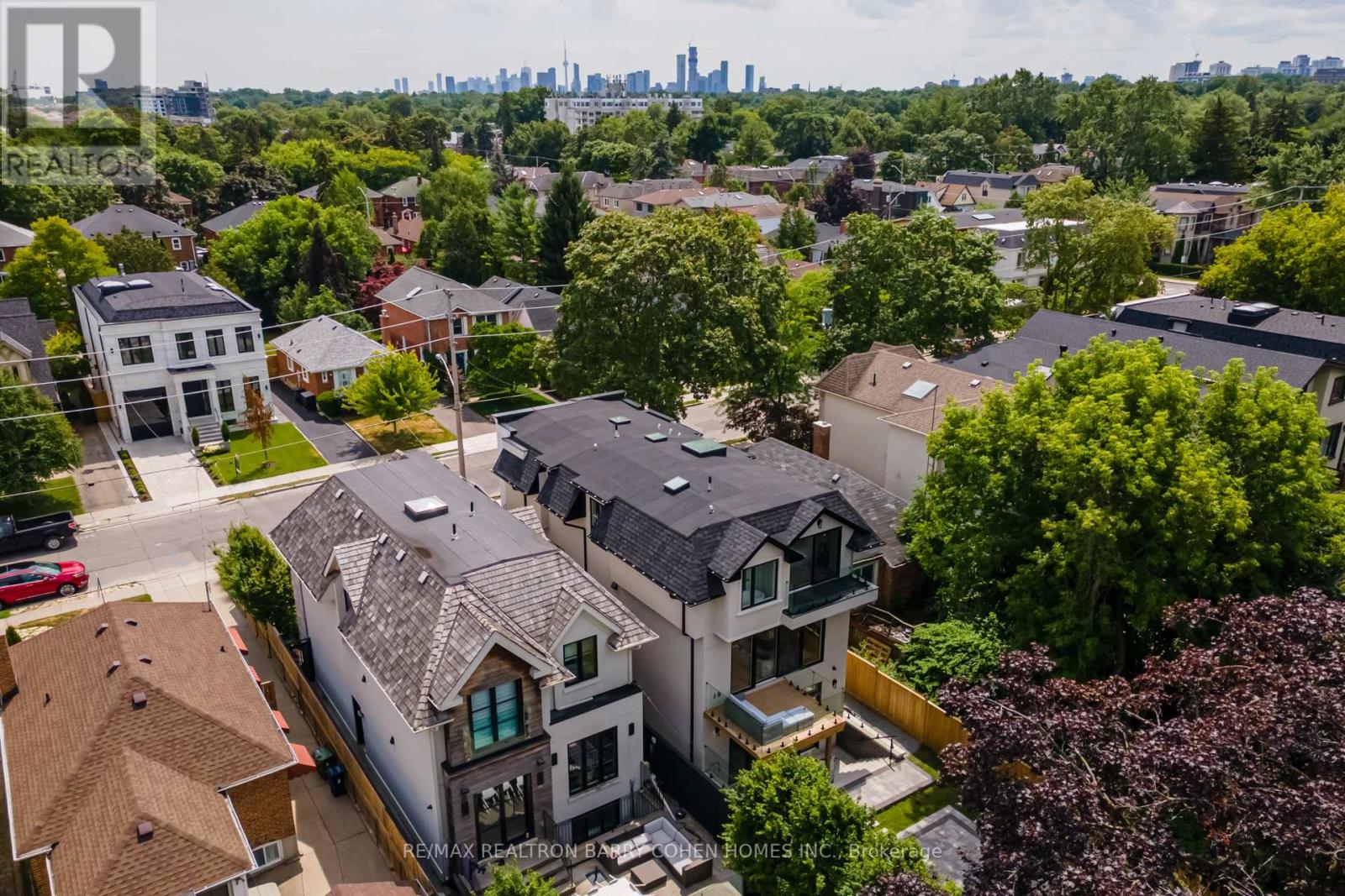 594 Broadway Avenue, Toronto, Ontario  M4G 2S5 - Photo 49 - C12438155