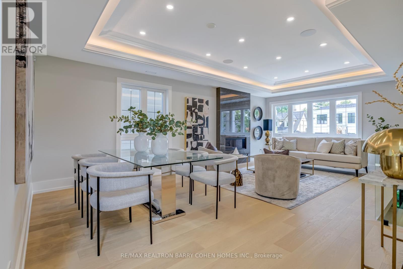 594 Broadway Avenue, Toronto, Ontario  M4G 2S5 - Photo 8 - C12438155
