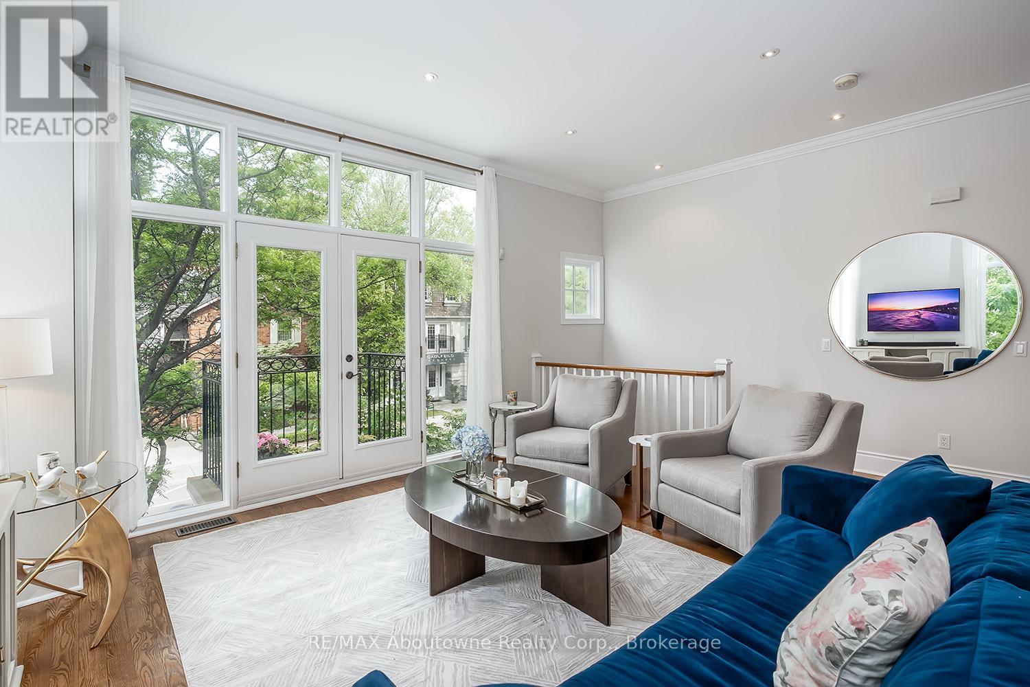 234 Randall Street, Oakville, Ontario  L6J 1P7 - Photo 12 - W12438227