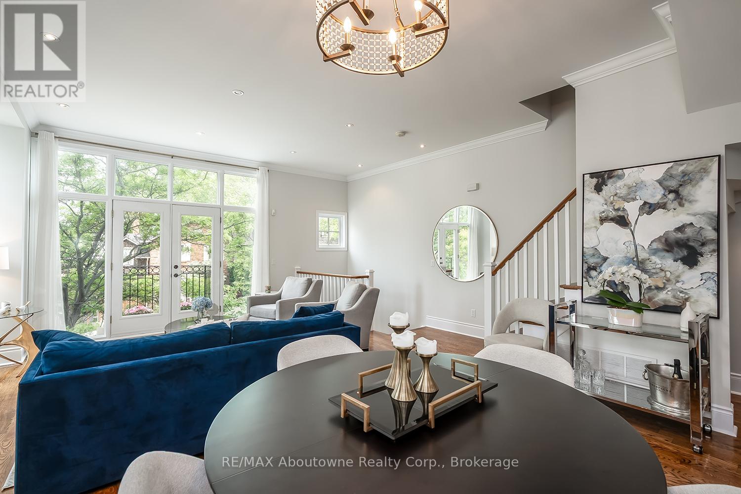 234 Randall Street, Oakville, Ontario  L6J 1P7 - Photo 17 - W12438227