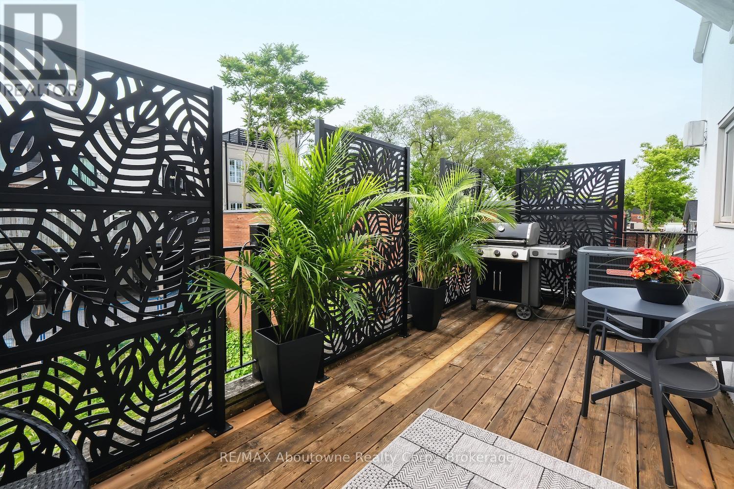 234 Randall Street, Oakville, Ontario  L6J 1P7 - Photo 23 - W12438227