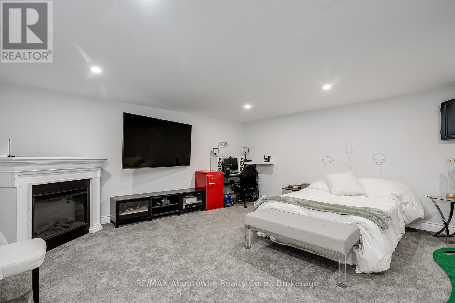 234 Randall Street, Oakville, Ontario  L6J 1P7 - Photo 44 - W12438227