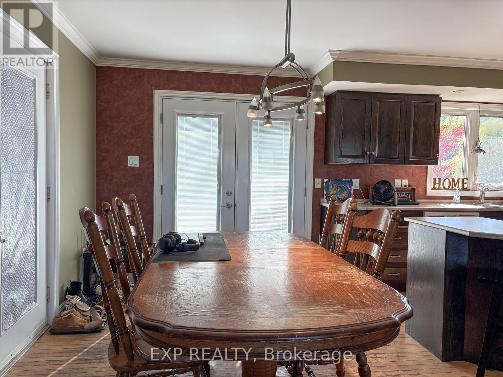 575 Braeloch Road Road, Mcnab/braeside, Ontario  K7V 1P8 - Photo 4 - X12438289