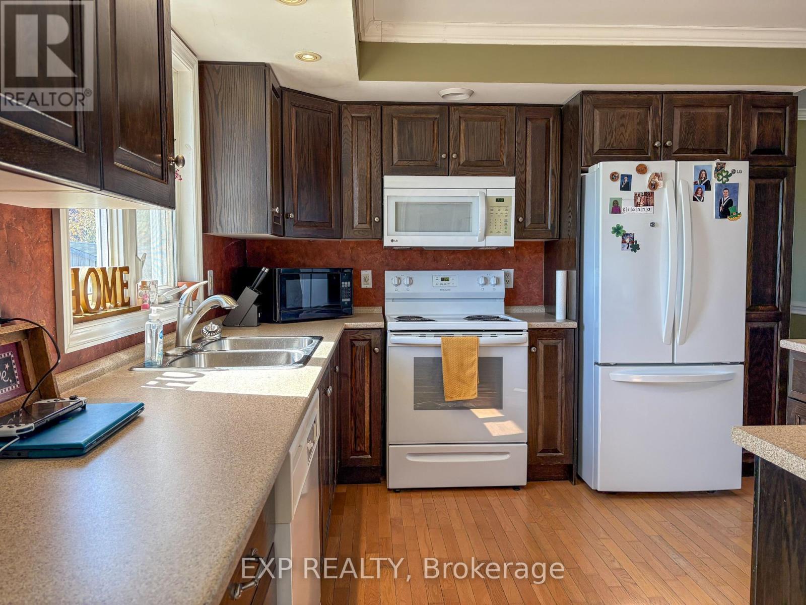 575 Braeloch Road Road, Mcnab/braeside, Ontario  K7V 1P8 - Photo 7 - X12438289