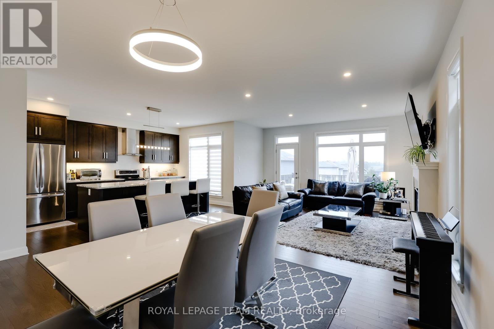 22 Greensand Place, Ottawa, Ontario  K2T 0L9 - Photo 11 - X12438279