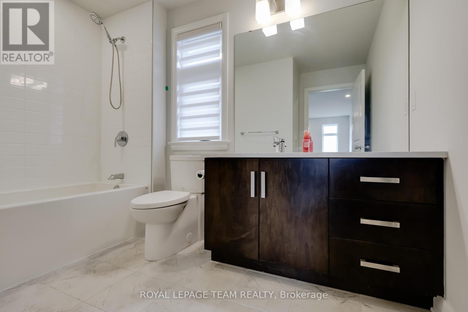 22 Greensand Place, Ottawa, Ontario  K2T 0L9 - Photo 41 - X12438279