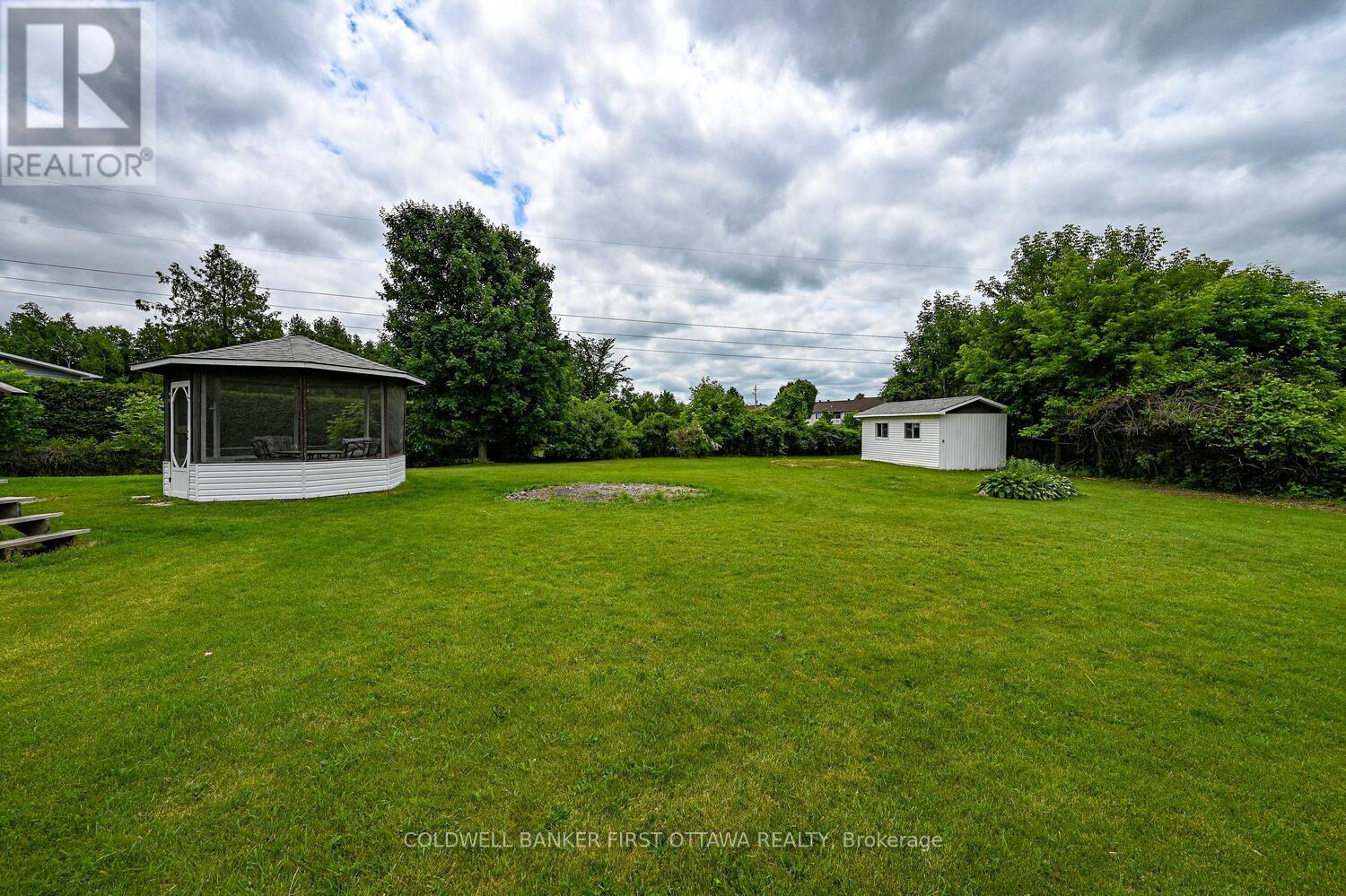 22 Poole Creek Crescent, Ottawa, Ontario  K2S 1G4 - Photo 32 - X12438301