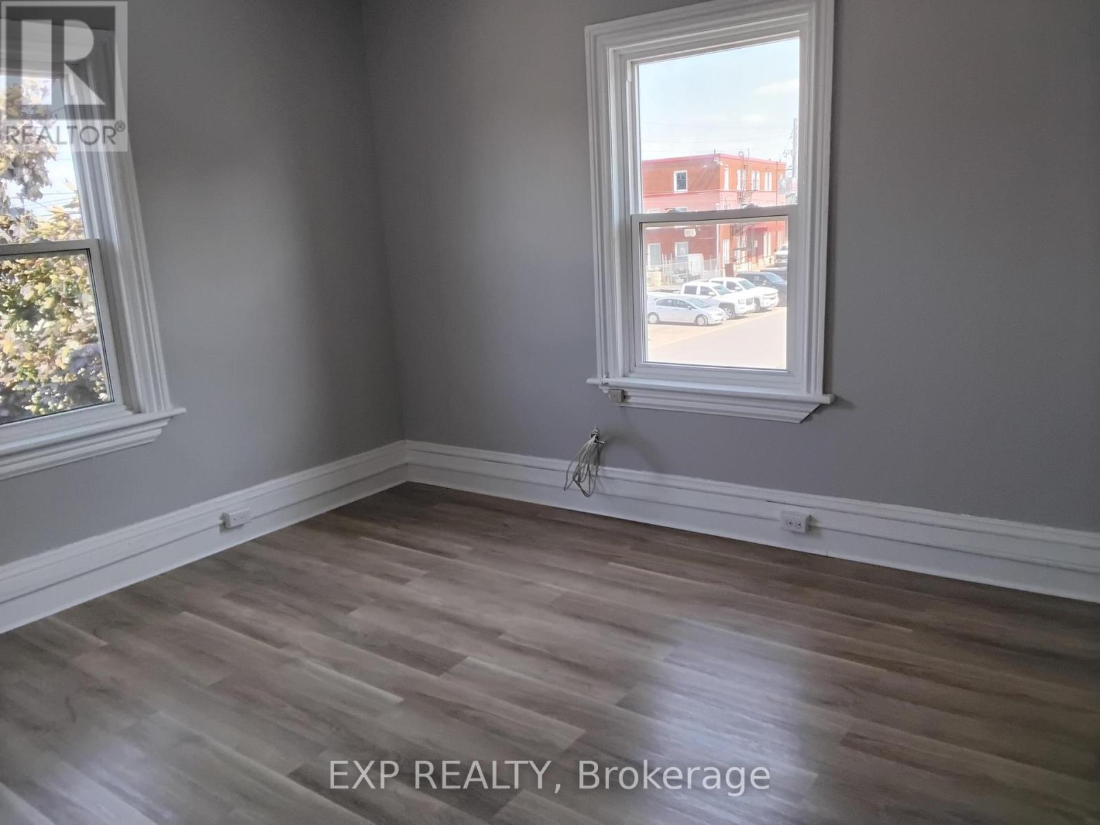 70-72 Victoria Avenue, Smiths Falls, Ontario  K7A 2P5 - Photo 26 - X12438345