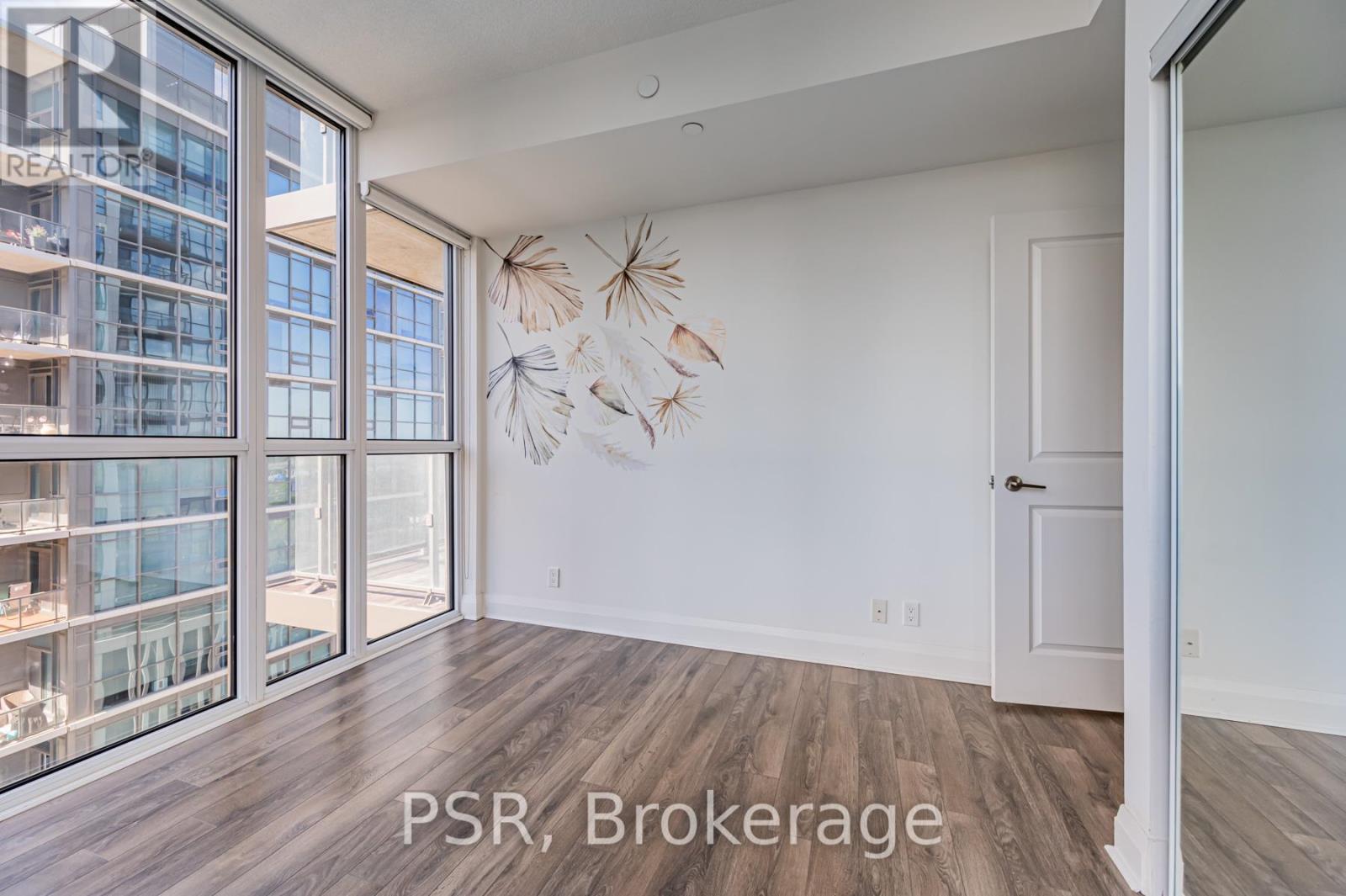 812 - 17 Zorra Street, Toronto, Ontario  M8Z 4Z6 - Photo 10 - W12437889