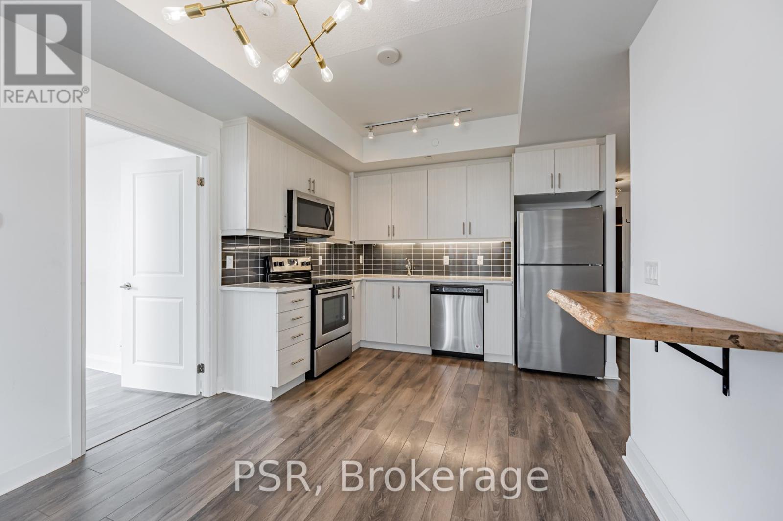 812 - 17 Zorra Street, Toronto, Ontario  M8Z 4Z6 - Photo 18 - W12437889