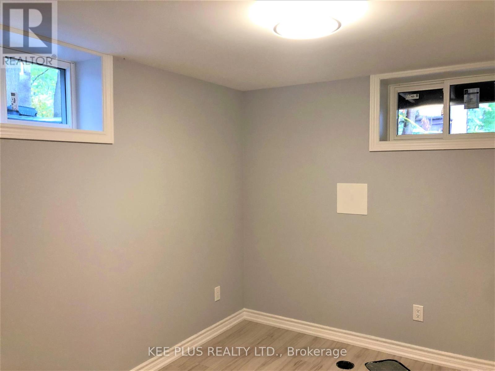 Basement - 390 Leslie Street, Toronto, Ontario  M4M 3E4 - Photo 6 - E12438131