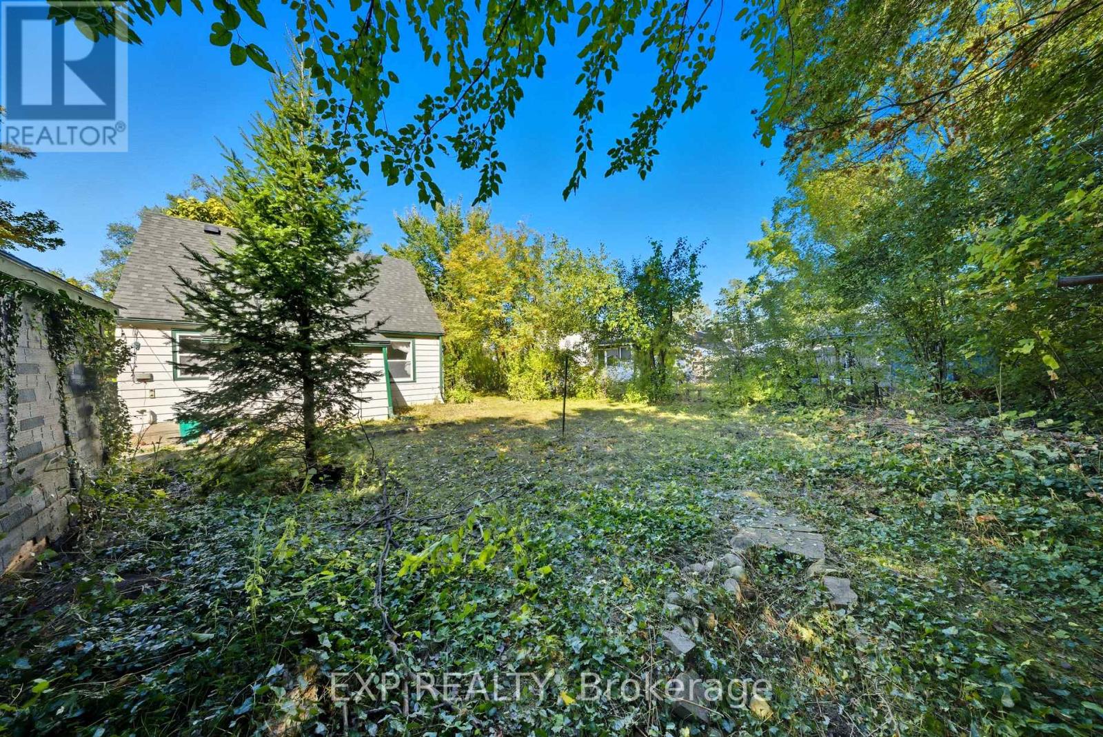 35 Glen Road, Kitchener, Ontario  N2M 3E7 - Photo 15 - X12437750