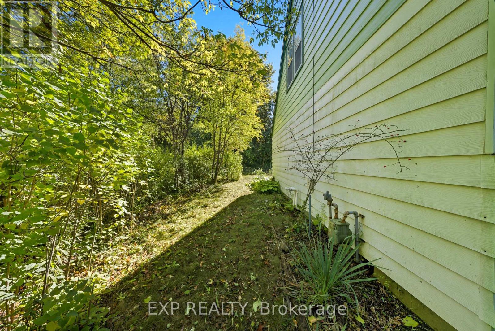 35 Glen Road, Kitchener, Ontario  N2M 3E7 - Photo 16 - X12437750