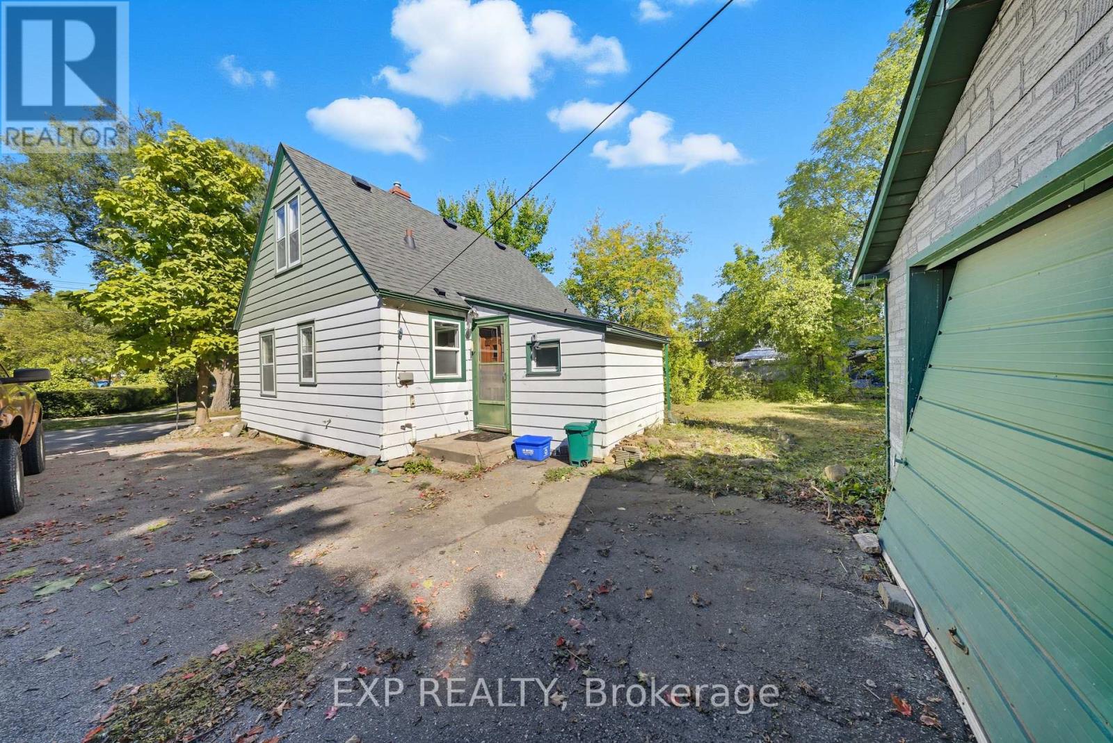 35 Glen Road, Kitchener, Ontario  N2M 3E7 - Photo 13 - X12437750