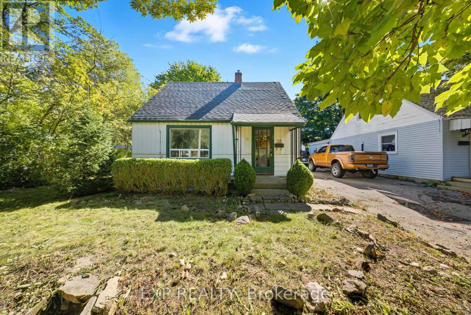 35 GLEN ROAD, Kitchener, Ontario