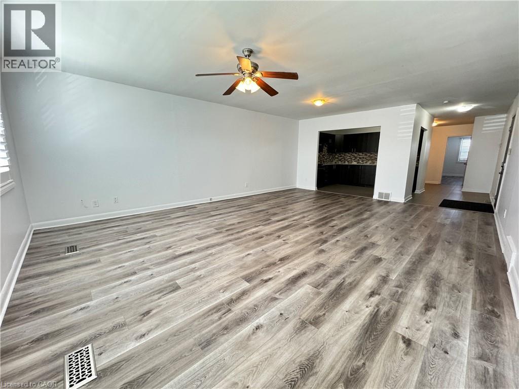 655 Fennell Avenue E Unit# 3, Hamilton, Ontario  L8V 1T9 - Photo 4 - 40775551