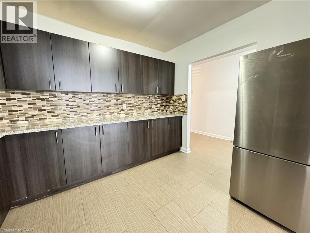 655 Fennell Avenue E Unit# 3, Hamilton, Ontario  L8V 1T9 - Photo 6 - 40775551