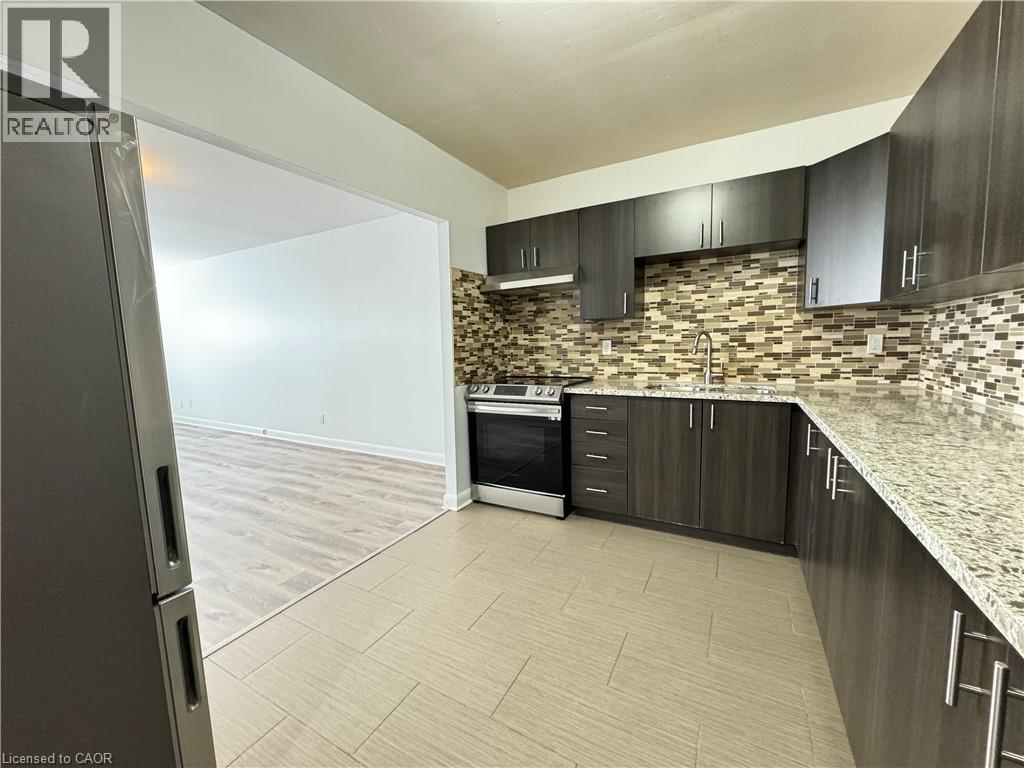 655 Fennell Avenue E Unit# 3, Hamilton, Ontario  L8V 1T9 - Photo 7 - 40775551