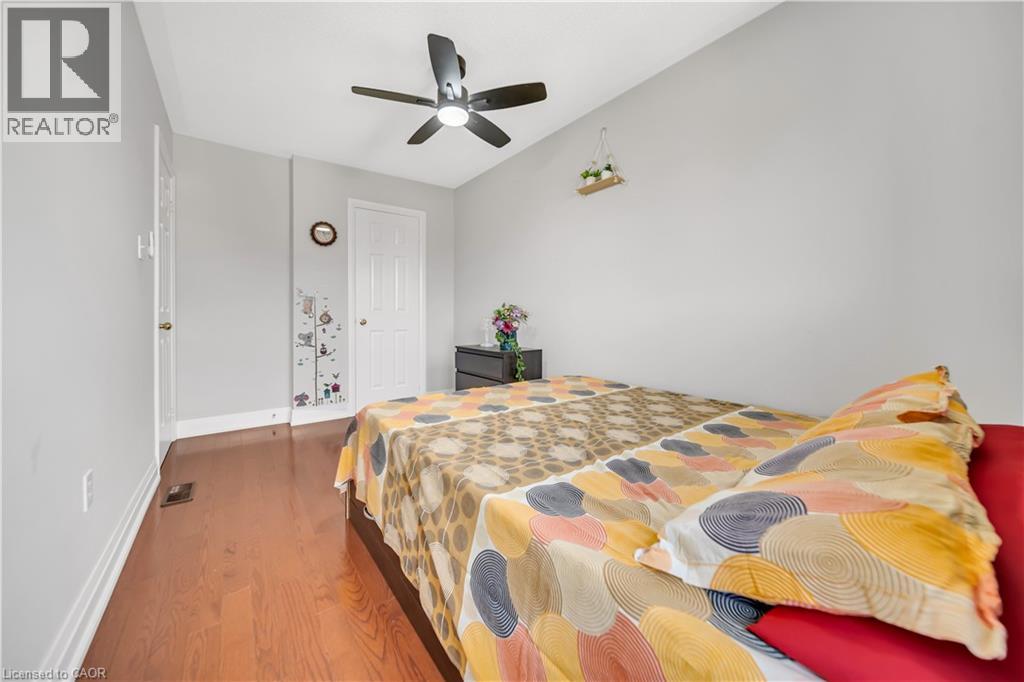 562 Orange Walk Crescent, Mississauga, Ontario  L5R 0A3 - Photo 23 - 40775300