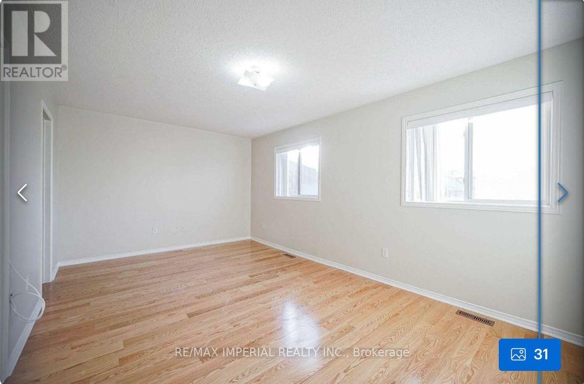 89 Grasslands Avenue, Richmond Hill, Ontario  L4B 4K5 - Photo 19 - N12438107