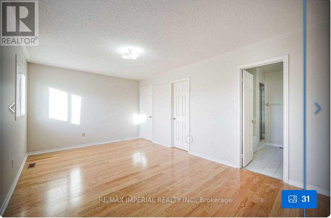 89 Grasslands Avenue, Richmond Hill, Ontario  L4B 4K5 - Photo 21 - N12438107