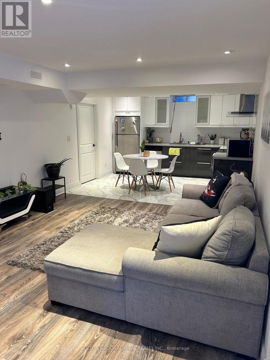 Lower - 306 Chatfield Drive, Vaughan, Ontario  L4H 3R7 - Photo 1 - N12438115