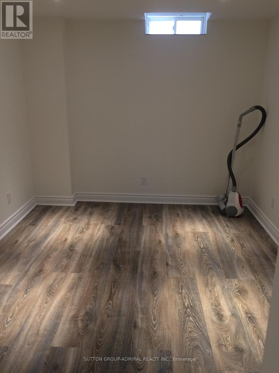 Lower - 306 Chatfield Drive, Vaughan, Ontario  L4H 3R7 - Photo 6 - N12438115