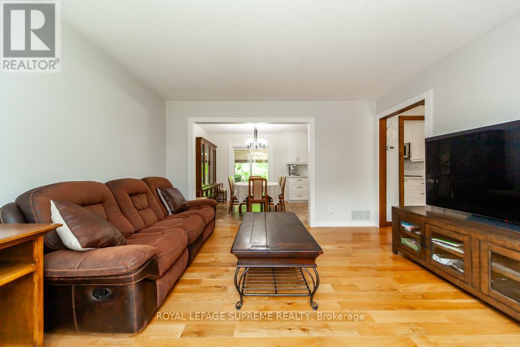 2 Orsi Street, Adjala-Tosorontio (Everett), Ontario  L0M 1J0 - Photo 10 - N12438148