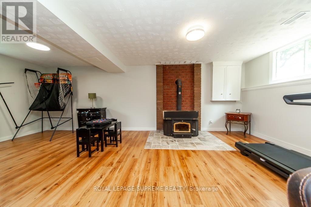 2 Orsi Street, Adjala-Tosorontio (Everett), Ontario  L0M 1J0 - Photo 29 - N12438148