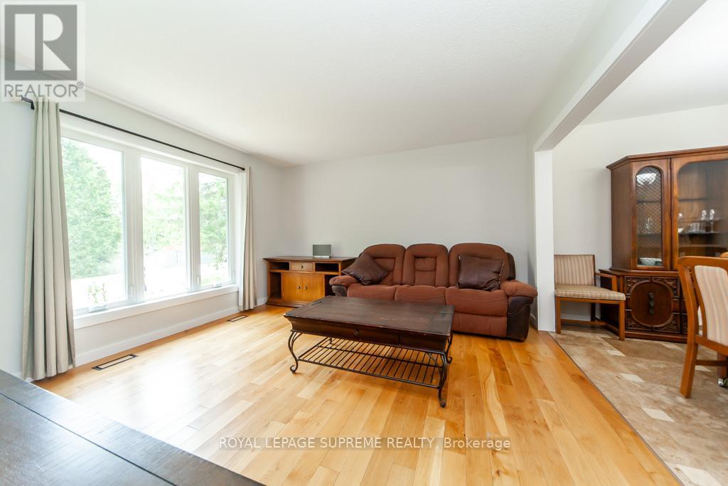 2 Orsi Street, Adjala-Tosorontio (Everett), Ontario  L0M 1J0 - Photo 8 - N12438148