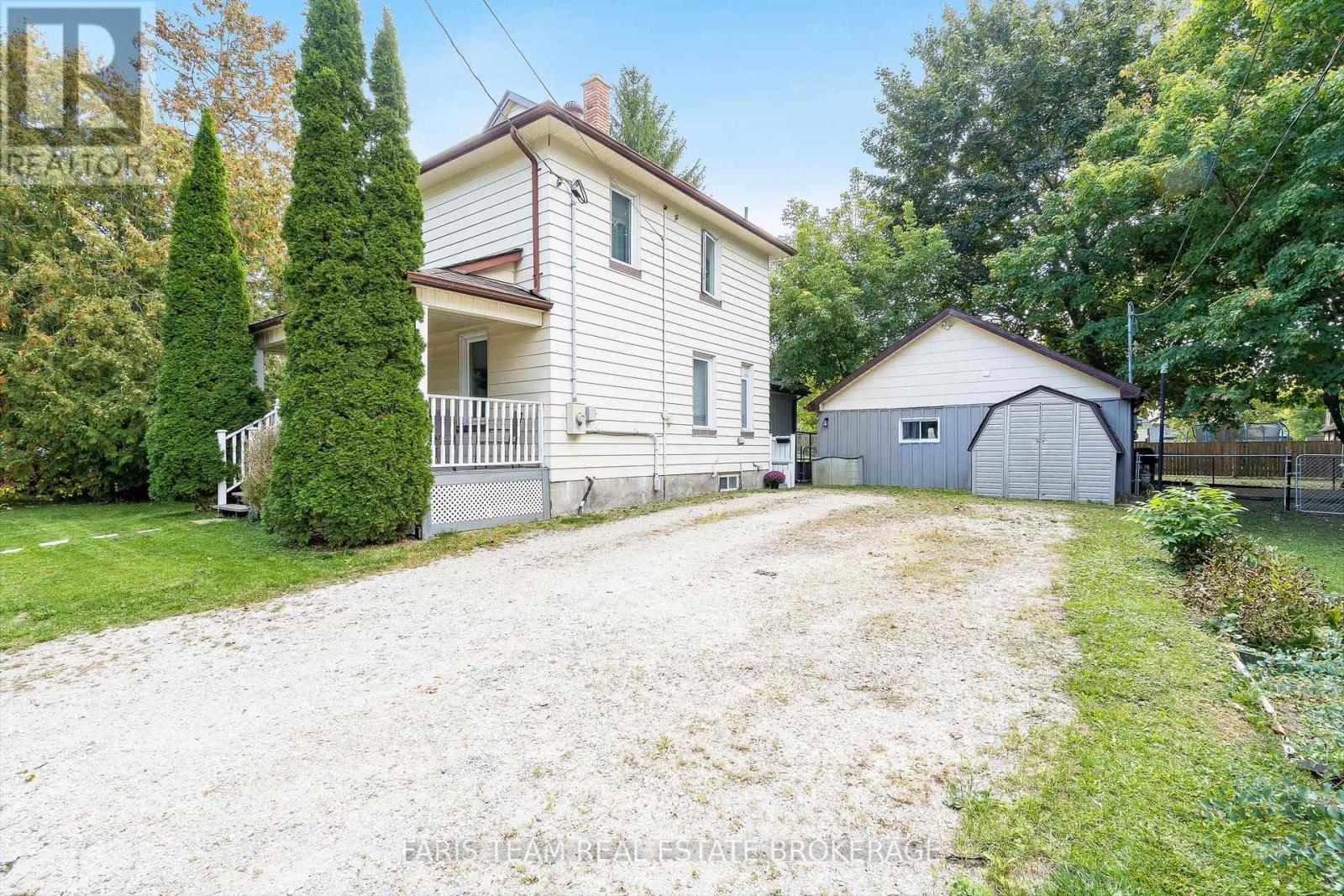 3 JOHN DRIVE, Innisfil, Ontario