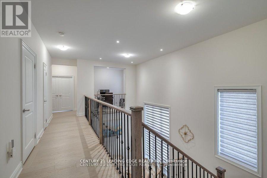 77 Terravista Crescent, Vaughan, Ontario  L4H 5K3 - Photo 11 - N12438161