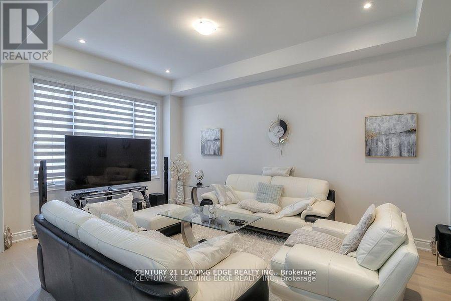 77 Terravista Crescent, Vaughan, Ontario  L4H 5K3 - Photo 35 - N12438161