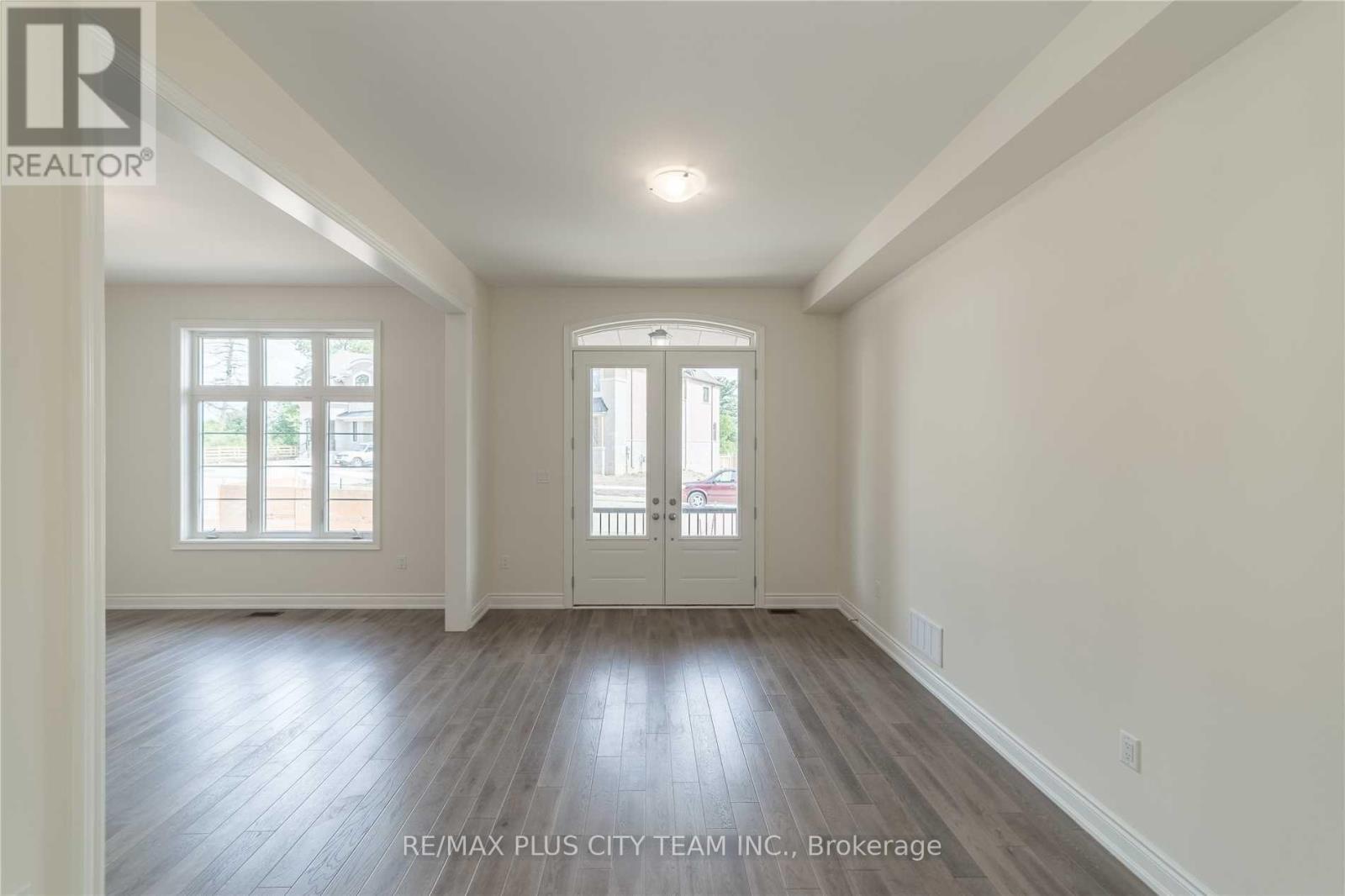 31 Grace Lake Court, Vaughan, Ontario  L4H 4V2 - Photo 10 - N12438163