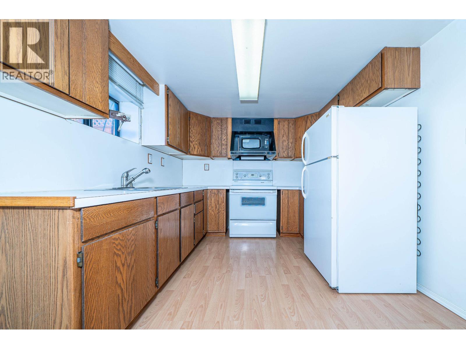 432 W 25th Street, North Vancouver, British Columbia  V7N 2G2 - Photo 9 - R3026309