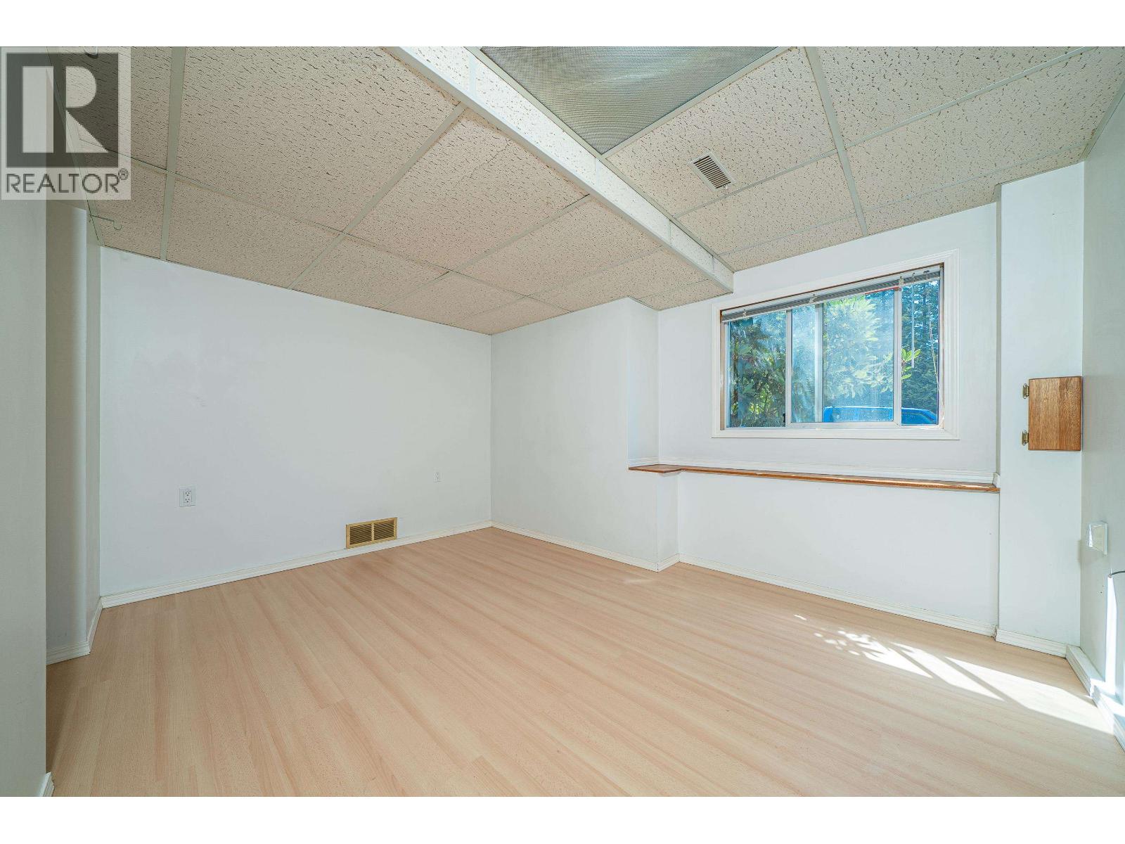 432 W 25th Street, North Vancouver, British Columbia  V7N 2G2 - Photo 12 - R3026309