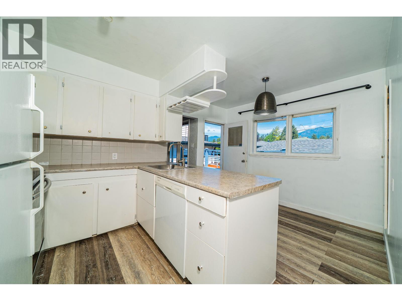 432 W 25th Street, North Vancouver, British Columbia  V7N 2G2 - Photo 24 - R3026309