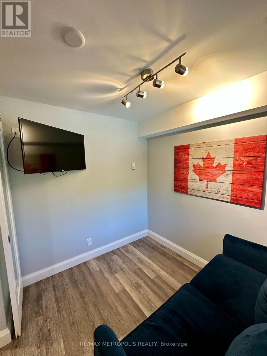 301 - 80 Horseshoe Boulevard, Oro-Medonte, Ontario  L4M 4Y8 - Photo 26 - S12438135